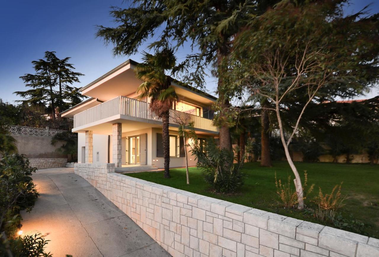 Forgotten Garden Villa ปอร์โตรอซ ภายนอก รูปภาพ